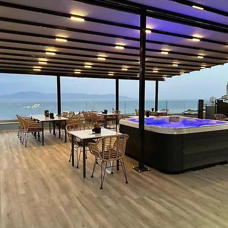 Blue View Apartment *