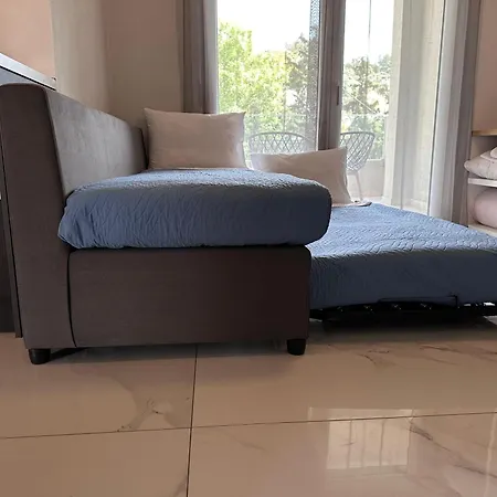 Blue View Apartment