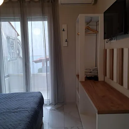 Blue View Apartment